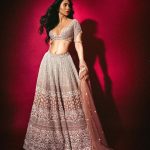 Zara Khan Instagram - 🩸 . . . #styling @hitendrakapopara Assisted by @tanyakalraaa #outfit @dishapatilpretcouture #photography @milind_misal #makeupartist @safasheikhbeauty #hairstylist @little_hair_poetry