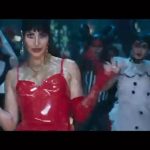 Zara Khan Instagram - A song iv waited to share with u all since 2020 lock down!!! My personal fave !!!! #KinnaSonna. Song out tomorrow at 12pm @tanishk_bagchi @azeemdayani @ganeshhhegde @katrinakaif @ishaankhatter @siddhantchaturvedi @apnabhidu @gurmmeetsingh @excelmovies @ritesh_sid @faroutakhtar @ravi.shankaran @jasvinderbath @kumohanan @kassimjagmagia @vishalrr @aafilms.official @zeemusiccompany