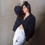 Zara Khan Instagram - The One And ONLY . 💋 . . . #styling @raoalikhan #outfit @xii.x.official @usmanahmad.12 #photography @altamashurooj #makeup @safasheikhbeauty #hair @little_hair_poetry CREDITS : Assistant / bts @euphoricnadu Editor : @retouchermubashir
