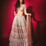 Zara Khan Instagram - 🩸 . . . #styling @hitendrakapopara Assisted by @tanyakalraaa #outfit @dishapatilpretcouture #photography @milind_misal #makeupartist @safasheikhbeauty #hairstylist @little_hair_poetry