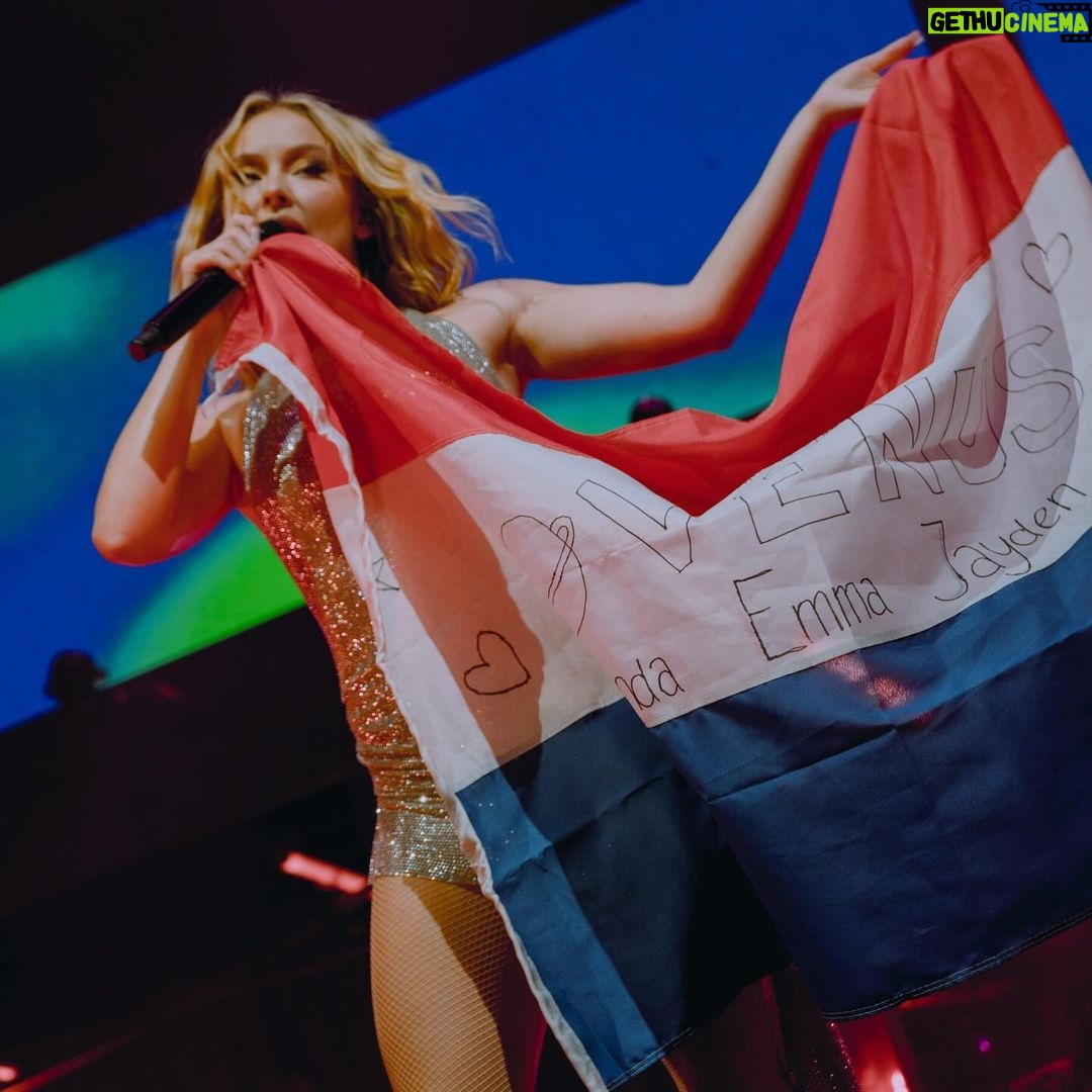 Zara Larsson Instagram - ZAMSTERDAM @jamanbroershots