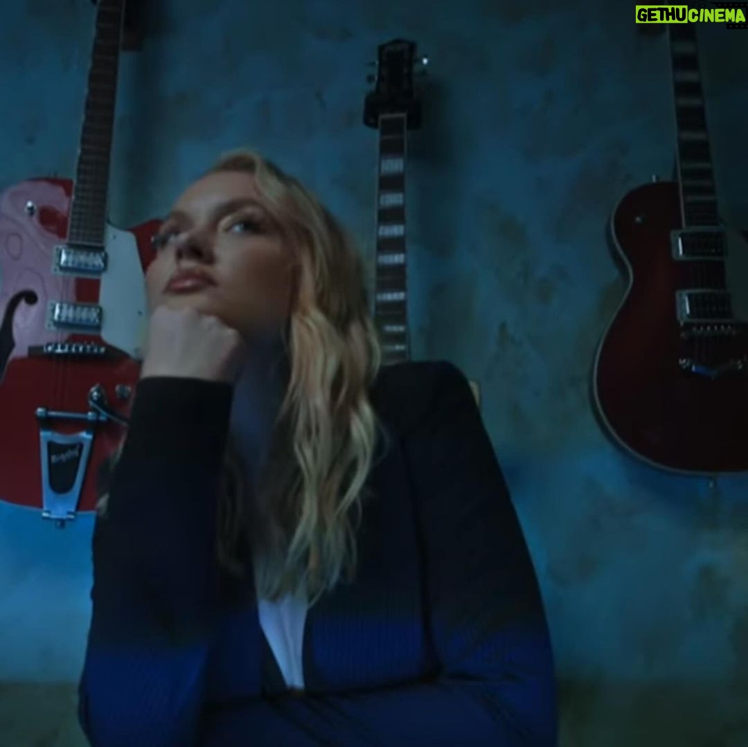 Zara Larsson Instagram - There’s some acoustic songs from Venus up on my YouTube. You SHALL enjoy