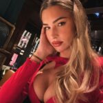 Zara McDermott Instagram – I actually left the house 🥰❤️ London, United Kingdom