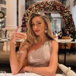 Zara McDermott Instagram – happy new year! 🫶🏻 London, United Kingdom