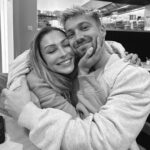 Zara McDermott Instagram - HES GONE DOWN UNDER !!! 🦘🇦🇺🌏 the rumours were true, I am so proud of you and so excited for you and for this adventure. I cannot wait to watch you every single night and be supporting you every step of the way. ❤️ p.s. can we all please vote for Sam to do one of the eating challenges?? I think it would make great entertainment considering how squeamish he is 😂😅
