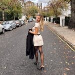 Zara McDermott Instagram - autumnal London 🍁🍂🌿 London, United Kingdom
