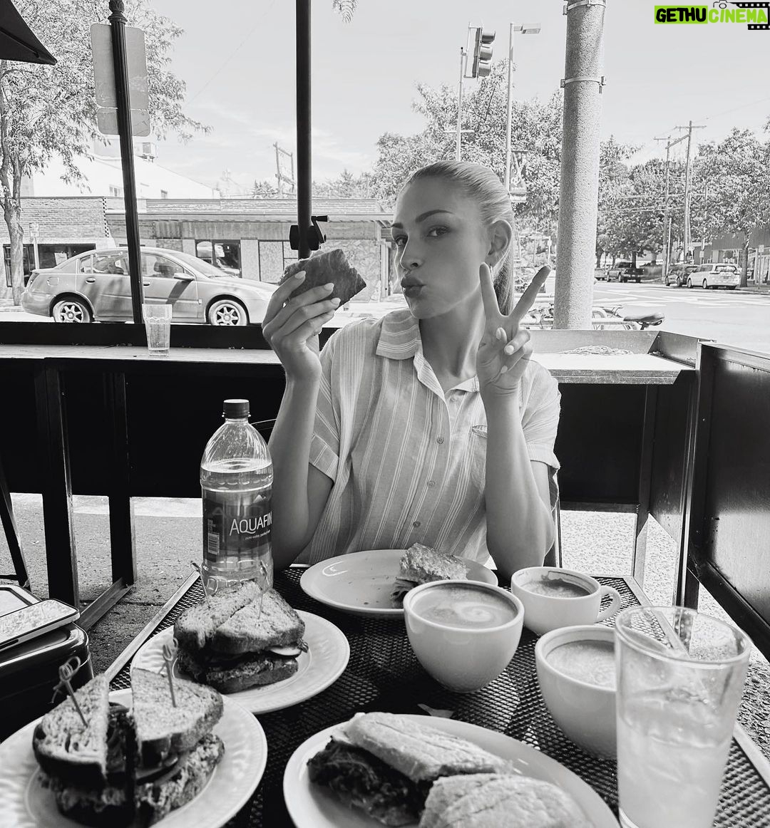 Zara McDermott Instagram - USA DIARIES… 🇺🇸❤️🎥 United States