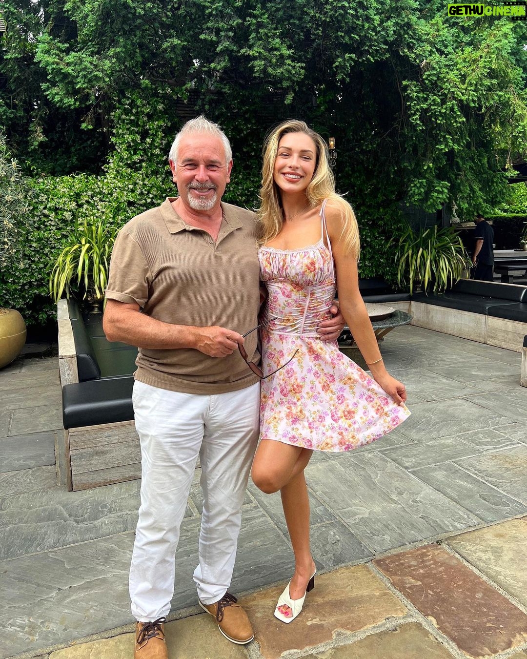 Zara McDermott Instagram - hbd daddy ππΈπΊπ· the first man I ever loved β€οΈ how cute he took the first pic of me without me realising π₯Ίππ London, United Kingdom