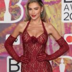 Zara McDermott Instagram - BRITS 2024 🖤 another ultimate pinch me moment 🫶🏻 my favourite hair moment ever 🎀 what an incredible night it was… thank you so much to the wonderful @tresemmeuk for having me! I am so grateful 🫶🏻 hair @tresemmeuk @dannihair29 makeup @katiedaisy styled @kswanstylist dress @jetmirabejtullahu jewellery @dior @4elementlondon #ShineSquad #GetYourShineOn #GlossyHair #BRITS Ad