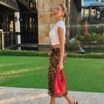 Zara McDermott Instagram - 🐆❤️