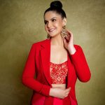 Zareen Khan Instagram - “𝕾𝖍𝖊 𝖚𝖓𝖑𝖊𝖆𝖘𝖍𝖊𝖉 𝖍𝖊𝖗 𝖎𝖓𝖓𝖊𝖗 𝖌𝖔𝖉𝖉𝖊𝖘𝖘 & 𝖇𝖊𝖈𝖆𝖒𝖊 𝖙𝖍𝖊 𝖜𝖔𝖒𝖆𝖓 𝖍𝖊𝖗 𝖘𝖔𝖚𝖑 𝖐𝖓𝖊𝖜 𝖘𝖍𝖊 𝖈𝖔𝖚𝖑𝖉 𝖇𝖊.” - ᴍɪᴄʜᴇʟʟᴇ ꜱᴄʜᴀꜰᴇʀ. Outfit - @richaranawat @style__inn Jewellery - @gehnajewellers1 HMU - @harryrajput64 Styled by - Me 💁🏻‍♀️ 📸 - @theabhivalera #Filmfare #FilmfareAwards2024 #ZareenKhan