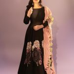 Zareen Khan Instagram - ‘May be you are searching among the branches , for what only appears in the roots !’ - RUMI. Outfit @rozinavishraam Jewellery @⁩the_jewel_gallery Styled by @hitendrakapopara Style team @tanyakalraaa Style intern @nidhi_harsora21 Photography by @sjframes Makeup @niccky_rajaani Hair @shab_qureshi786 #Umang2023 #ZareenKhan