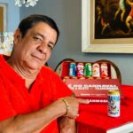 Zeca Pagodinho Instagram - O carnaval já começou e queria puxar um brinde com a @brahmacerveja que tirou sua fantasia e está homenageando as escolas de samba do grupo especial do Rio de Janeiro! #CarnaBrahma #BebaComModeraçao #Publi