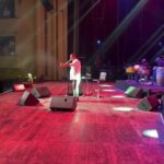 Zeca Pagodinho Instagram – É o Brasil invadindo a Europa! 

No encerramento do show, lotado, hoje em Porto, tivemos a participação especial da porta bandeira Catarina @_catyrodrigues_  e do mestre sala Rogerinho @rogeriodorneles3 . 

Um final à altura desse show incrível! Valeu grandão todo mundo que veio! 

Próxima parada…Barcelona, com os ingressos já esgotados e fechando a Turnê Europa 2023, Genebra, na Suíça, no dia 22/10, com últimos ingressos disponíveis, corre e garanta o seu! Coliseu do Porto