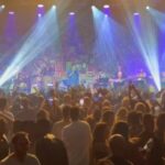 Zeca Pagodinho Instagram – Milão, Grazie mille! Que showzaço! Muito obrigado a todo mundo que veio! 🇮🇹✊🏾♥️

Como é bom ver o samba encantando plateias pelo mundo! Um salve pra Banda Muleke, uma turma de bambas que representa o melhor da música brasileira!

✨ Banda Muleke✨
📍Paulão 7 Cordas: Diretor Musical e Violão 7 Cordas
📍Alessandro Cardozo: Cavaquinho
📍Luis Louchard: Baixo
📍Luciano King: Bateria
📍Uraci Cardoso: Surdo
📍Jaguara: Percussão
📍Marcos Esguleba: Percussão
📍Vitor Motta: Sax e Flauta
📍Henrique Band: Sax
📍Florindo Medeiros: Trombone

PRÓXIMOS SHOWS: 
🥁 15.10 – Porto / Portugal –  Coliseu Porto Ageas 
🥁 19.10 – Barcelona | Espanha – Sala Apolo – ESGOTADO
🥁 22.10 – Genebra | Suíça – Palladium 

#zecapagodinho 

🎥 Marina Dias Milão – Italia