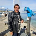 Zeca Pagodinho Instagram – Conexão Xerém-Suíça, ativar! 🇧🇷 🔛🇨🇭 

Nesse domingo, encerramos com chave de ouro a #EuroTour com um show na linda cidade de Genebra. 🙌🏾

Antes do espetáculo, Zeca blogueirinho deu um rolê no Lago Léman, cartão postal da cidade ! 🩵 🌈 

Já estamos com saudades desses dias na Europa, com shows esgotados, encontro com amigos e tantos passeios legais! 😍✊🏾

PS: a saudade da cachorrinha Lua é tanta, que o sambista “adotou” uma que conheceu no hotel! 🐶 ♥️ 😂 Genebra – Suíça