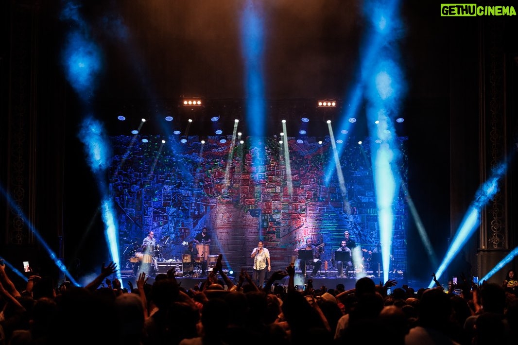 Zeca Pagodinho Instagram - Lisboa! Que showzaço! Que energia! Começamos a turnê europeia com o pé direito! Muito obrigado! Próxima parada…Londres! Últimos ingressos disponíveis! Últimos mesmo, está quase esgotando! Viva!!! É a força do samba brasileiro pelo mundo! ✨TURNÊ EUROPA 2023✨ 🥁 09.10 - Londres / Inglaterra - Barbican 🥁 12.10 - Milão / Itália - Alcatraz 🥁 15.10 - Porto / Portugal - Coliseu Porto Ageas 🥁 19.10 - Barcelona | Espanha - Sala Apolo ⚠️ESGOTADO⚠️ 🥁 22.10 - Genebra | Suíça - Palladium Garanta seus ingressos no link dos stories! 📸 @bapsafotography e @grupochiado