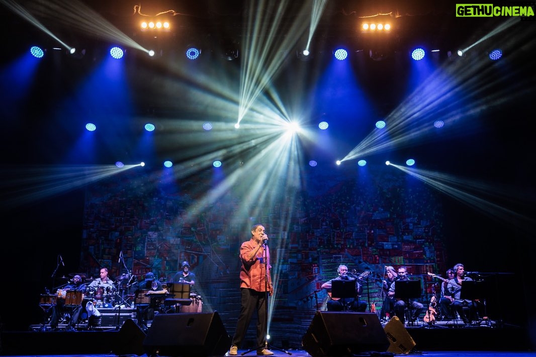 Zeca Pagodinho Instagram - Lisboa! Que showzaço! Que energia! Começamos a turnê europeia com o pé direito! Muito obrigado! Próxima parada…Londres! Últimos ingressos disponíveis! Últimos mesmo, está quase esgotando! Viva!!! É a força do samba brasileiro pelo mundo! ✨TURNÊ EUROPA 2023✨ 🥁 09.10 - Londres / Inglaterra - Barbican 🥁 12.10 - Milão / Itália - Alcatraz 🥁 15.10 - Porto / Portugal - Coliseu Porto Ageas 🥁 19.10 - Barcelona | Espanha - Sala Apolo ⚠️ESGOTADO⚠️ 🥁 22.10 - Genebra | Suíça - Palladium Garanta seus ingressos no link dos stories! 📸 @bapsafotography e @grupochiado
