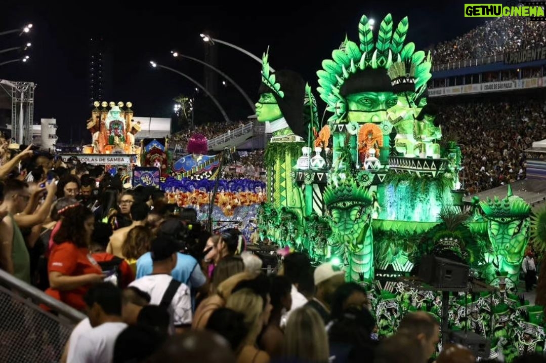 Zeca Pagodinho Instagram - Parabéns às campeãs do Carnaval 2024: @unidosdoviradouro e @mocidadealegre!!! Foram lindos os desfiles!! 🥇 E parabéns também à @oficialportela e à querida @granderio! Ambas estarão no Desfile das Campeãs do RJ no próximo sábado! E, claro, um abraço pra toda a galera das escolas de samba! Vocês são a alma desse espetáculo! Viva o Carnaval!!!! 🥁🎉