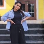 Zeel Joshi Instagram - Juvanadi...😍😁 . . . . . @zeel_joshii #zeeljoshi #gujaratireel #gujaratisong #trending #instareels