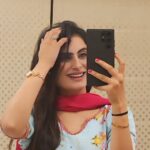 Zeel Joshi Instagram – ઈમાનદારી એક મોંઘો શોખ છે, જે હર કોઈની તાકાતની વાત નથી !! 😇🥰
.
.
.
.
.
@zeel_joshii #zeeljoshi #attitude #fy #reels #shyari #outfit