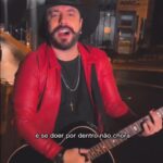 Zezé di Camargo Instagram - Olha o Zezé Di Camargo Rústico na boca do povo. Obrigado @raffacamargooficial semana passada eu postei o vídeo das meninas thalitaeelizaoficial e pedi pra vcs irem lá seguir as meninas. Elas saíram de 16 mil seguidores pra 60 mil hj. Vamos repetir a dose com o raffacamargooficial? Conto com vcs. Obrigado sempre!!