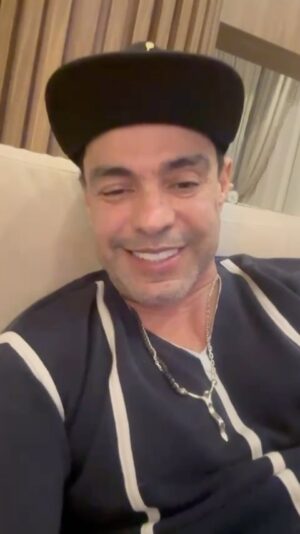 Zezé di Camargo Instagram - Atentos a esse meu chamado gente!!! @hcfranciscocamargo