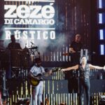 Zezé di Camargo Instagram – Ontem “ZEZÉ  RÚSTICO” foi em @theresinahall casa lotada, já marcamos a volta para o ano que vem. VALEU TERESINA – PI!!! Hoje é Campina Grande – PB, estamos chegando!!!