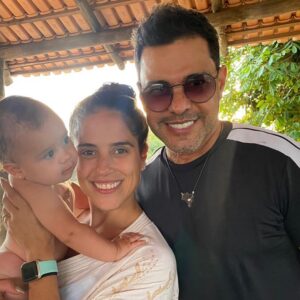 Zezé di Camargo Instagram - Parabéns pelo seu dia! Que Deus te ilumine e abençoe sempre, e que você continue sendo esse ser humano diferenciado e especial na minha vida. Te amo acima de tudo e te agradeço pelos lindos frutos que você me deu de presente!! (Júlia e Joaquim). Te amo meu docinho!!!
