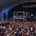 Zezé di Camargo Instagram - Essas são algumas fotos de momentos do meu show(ZEZE DI CAMARGO “RÚSTICO”) em Santa Rosa RS. O show foi ontem no: @churrascoemodafestival Uma noite mto especial