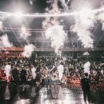 Zezé di Camargo Instagram - AMANHÃ, tem matéria exclusiva do meu show da turnê Zezé Di Camargo Rústico na Vibra São Paulo, no Programa É de Casa da @tvglobo, às 06h50 da manhã. Vamos acordar cedinho e assistir! Não percam, avisa todo mundo!! 🎶✨#ZezeDiCamargo #Rustico