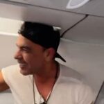 Zezé di Camargo Instagram – Hj num voo de Cuiabá para campinas fui homenageado por todos os passageiros do voo!!! É por vocês que existo… Muito Obrigado