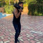 Zezé di Camargo Instagram – Ouvindo MUITO #FrenteFria nesse Domingão. Dê o play por aí também e aumente o som!! ❄️🩵 

#FrenteFria #ZezeDiCamargo #Rustico