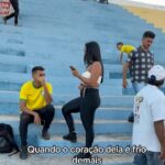 Zezé di Camargo Instagram – Estou adorando ver os vídeos de vocês, usando o áudio da minha nova música #FrenteFria no App vizinho! 😍❄️🩵

Faça seu vídeo também. Use a hashtag #FrenteFria e o áudio oficial disponível na minha biblioteca aqui e no app vizinho! Estou de olho. 👀

#ZezeDiCamargo #Rustico