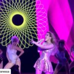 Zezé di Camargo Instagram - Aí tem talento de sobra!! Orgulho do pai. Obrigado filha!! @wanessa