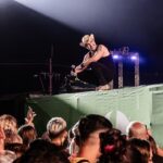 Zezé di Camargo Instagram – Gratidão, @churrascoemodaofestival Osório/RS! Que energia incrível, sentir todo esse público cantando minhas músicas faz meu coração vibrar de amor. Agradeço por sempre me receberem com tanto carinho! Amo estar com vocês, sempre. 🙏🎶❤️ 🤠  #ZezeDiCamargo #Rustico #FestivalChurrascoeModao