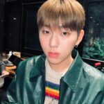 Zico Instagram - @coupangplay 복학생 특별출연 했습니다 이따 8시에 나온대요😄 #볼터치미안술자리씬때매