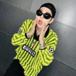 Zico Instagram - 주말 잘 보내구 계시나요?💚
