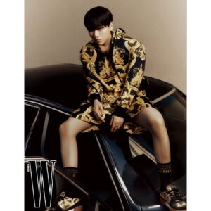 Zico Instagram - @fendi  @wkorea
#Fendi #FendiAmbassador
#FENDACE #광고