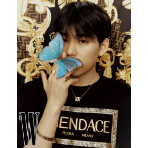 Zico Instagram - @fendi  @wkorea
#Fendi #FendiAmbassador
#FENDACE #광고