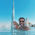 Zion Instagram - La vista al cielo’ como la están pasando ? que todos tengan un lindo Domingo #dubai ❤️‍🔥🕌 #Zdiddy #Uknowwwwww Dubai, United Arab Emirates