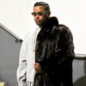 Zion Instagram - Gracias #Chile 🇨🇱 Que Noche🤯 #soldout 💙🤍❤️#Zdiddy #Uknowwwwww

Flosses by @ritzzzzzzz 
📸 @el.eme / @frankiejazz