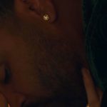 Zion Instagram - Tu eres mi diablita y yo no soy un santo El que esté en el medio el piso levanto En tan poco tiempo tú te haz vuelto tanto… #NosMatamos YA DISPONIBLE escúchalo y dale pa’ @youtube ya mismo! ⚔️✝️⚔️ #Zdiddy @adrielfavela @lennox #Uknowwwwwwww