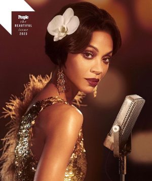 Zoe Saldaña Instagram - One of my favorite shoots! Thank you @people @gavinbondphotography 
@babskymakeup 
@thebradylea 
@ditmelis
@theledecompany 
 for the experience of living in my favorite characters’ skin, even if for a day🫶🏾