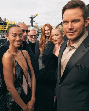 Zoe Saldaña Instagram - The weekend volume #gotg3
Merci Paris!