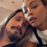 Zoe Saldaña Instagram - Merry Christmas Eve everyone