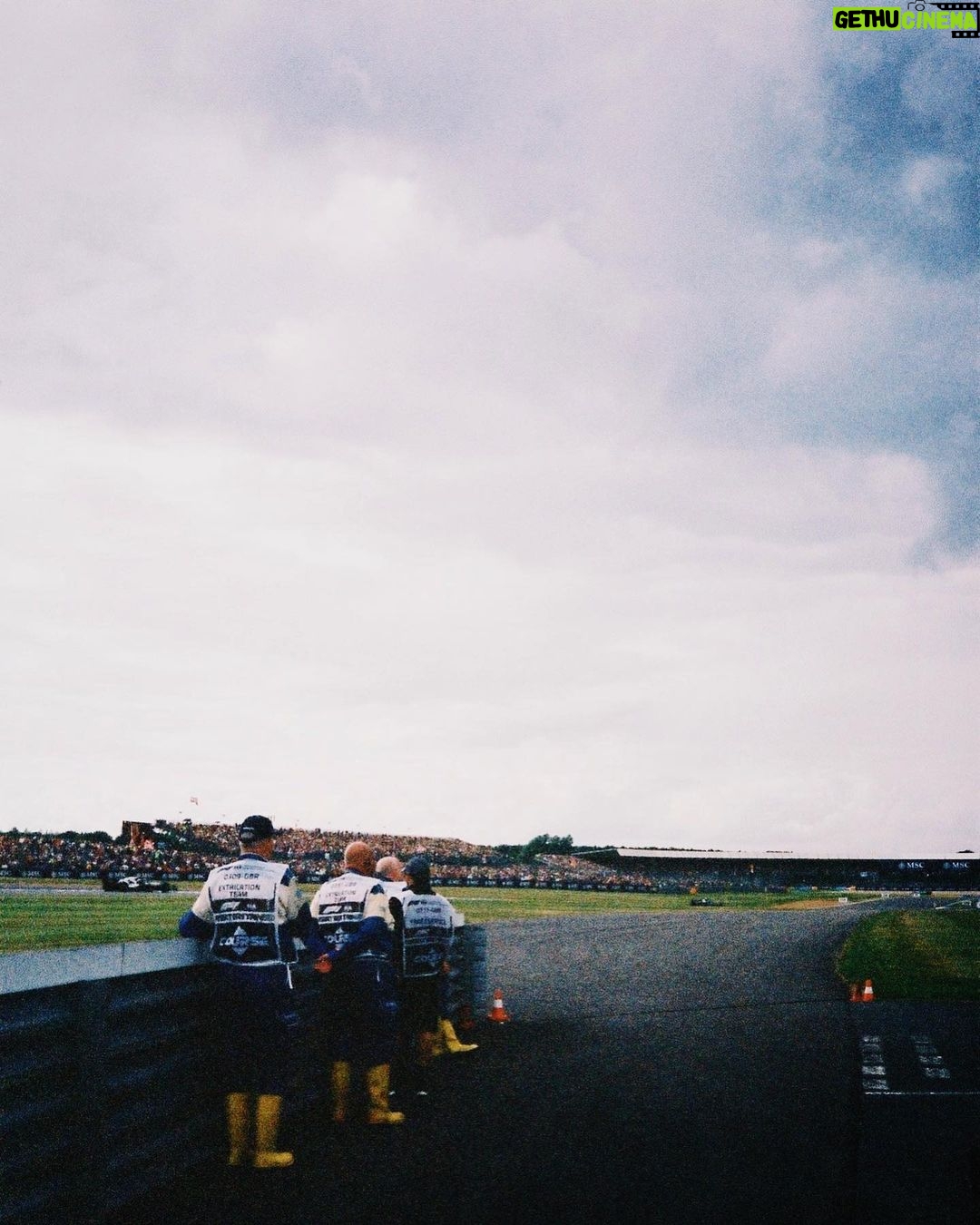 Zoey Deutch Instagram - moments of ☀️ during a very 🌧️ summer Ireland
