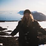 Zoey Deutch Instagram - forever grateful for this once in a lifetime opportunity to visit the most beautiful place i’ve ever been to 🇦🇶 also did u know a group of penguins is called a waddle Antarctica