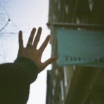 Zoey Deutch Instagram - 🎄🥐 2 days #somethingfromtiffanys 🥐🎄