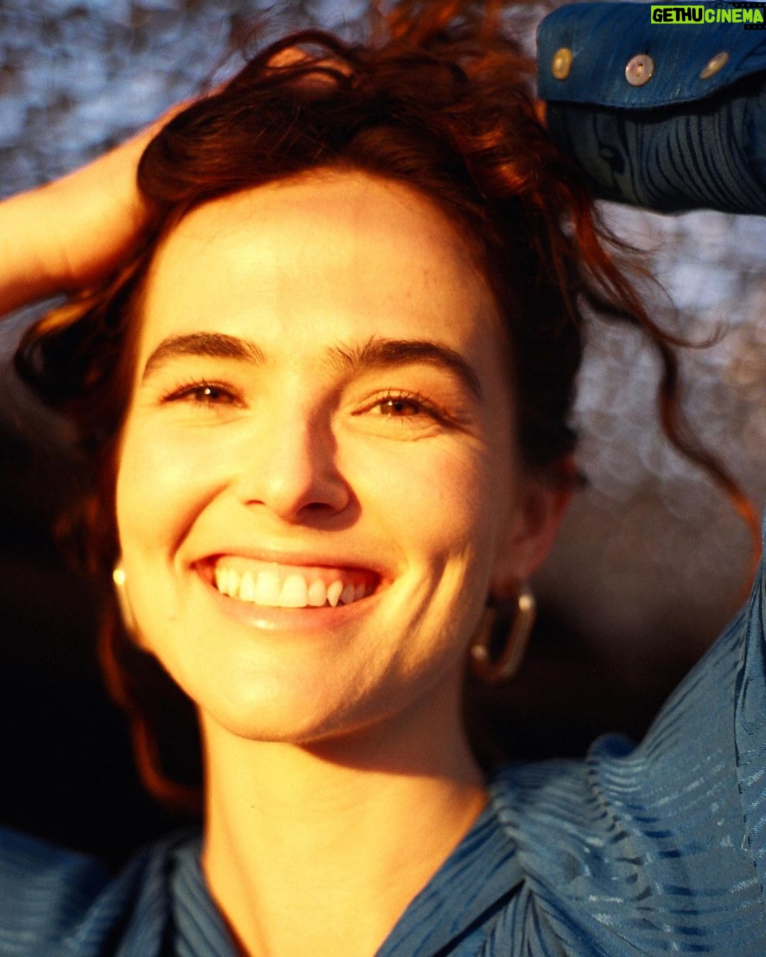 Zoey Deutch Instagram - i looooove u!!! π¦π«Άπ«βοΈ
